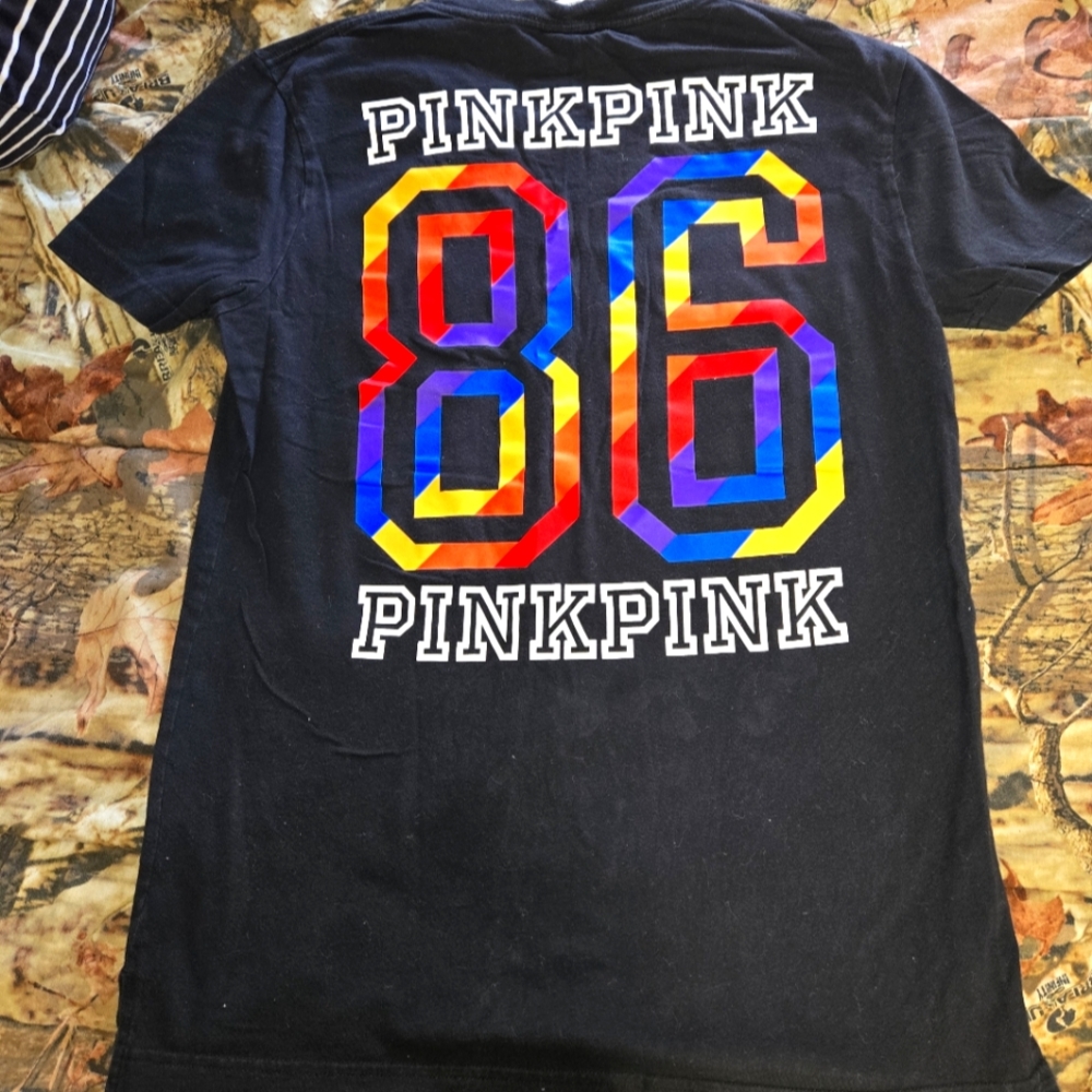 Victoria Secret Pocket Graphix Tee
